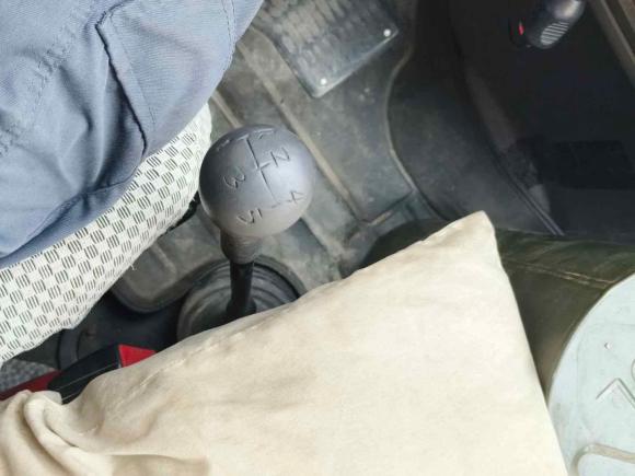 [杭州·浙A] 二手依维柯依维柯得意2014款 2.5T-A35 NJ6484ACM47Z4