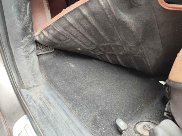 [南通·苏H] 二手江铃驭胜S3502013款 2.4T 自动两驱柴油豪华版7座