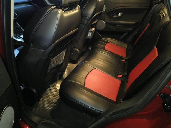 [广州·粤A] 二手路虎揽胜极光2017款 2.0T SE 智耀版