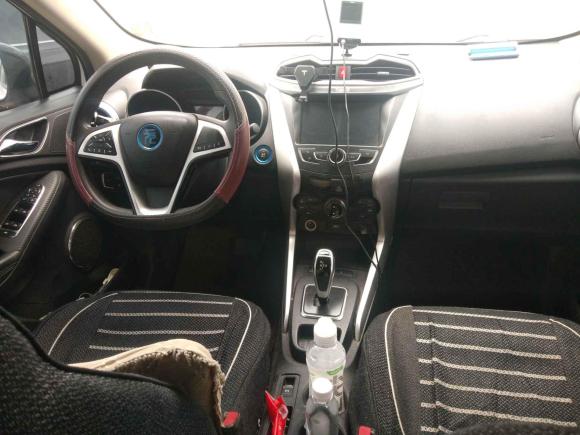 [南昌·赣A] 二手比亚迪元新能源2018款 EV360 智联悦酷型