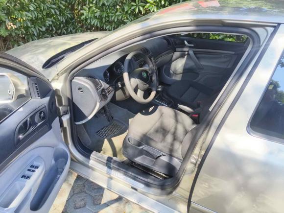 [上海·沪C] 二手斯柯达明锐2012款 1.6L 自动逸杰版