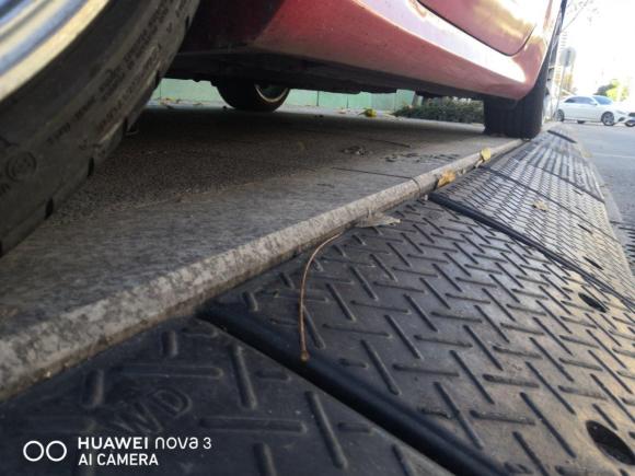 [温州·浙C] 二手现代劳恩斯-酷派2009款 2.0T 自动豪华版