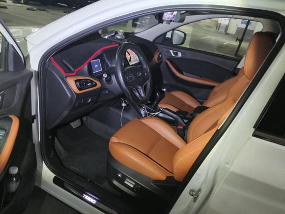 [上海·皖B] 二手奇瑞瑞虎72016款 2.0L CVT耀臻版