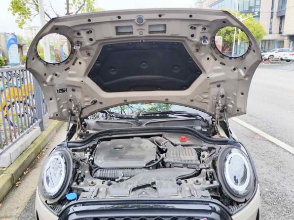 [上海·沪D] 二手MINIMINI2023款 2.0T COOPER S 艺术家 五门版