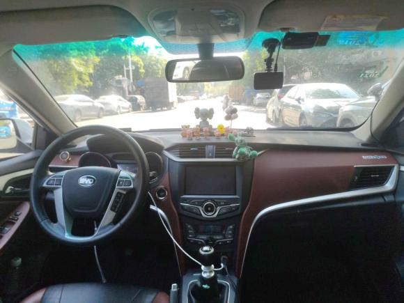 [深圳·粤S] 二手比亚迪比亚迪G52014款 1.5TI 手动尊贵型