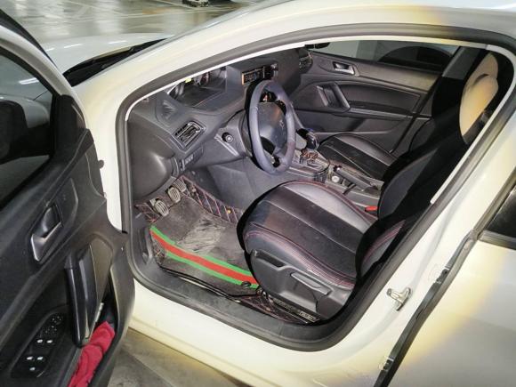 [苏州·苏E] 二手标致标致3082016款 1.6L 手动时尚版