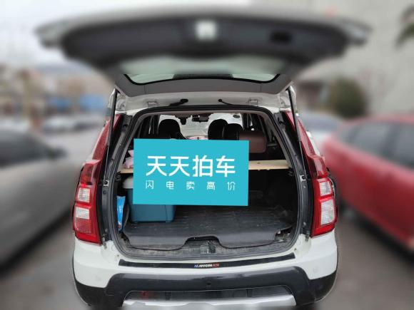 [济南·鲁A] 二手东风风行景逸X52016款 1.6L 手动尊享型