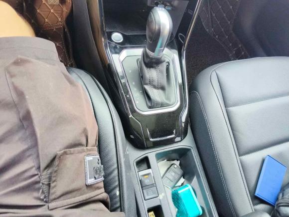 [成都·浙F] 二手大众T-ROC探歌2021款 280TSI DSG两驱舒享智联版