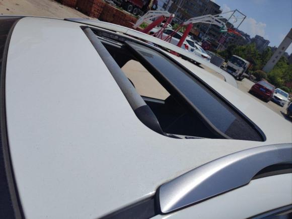 [温州·浙C] 二手一汽奔腾X802016款 2.0L 自动舒适型