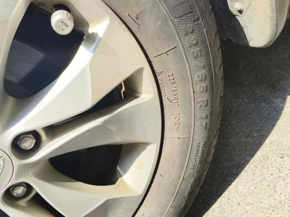 [上海·粤B] 二手本田本田CR-V2013款 2.4L 两驱豪华版