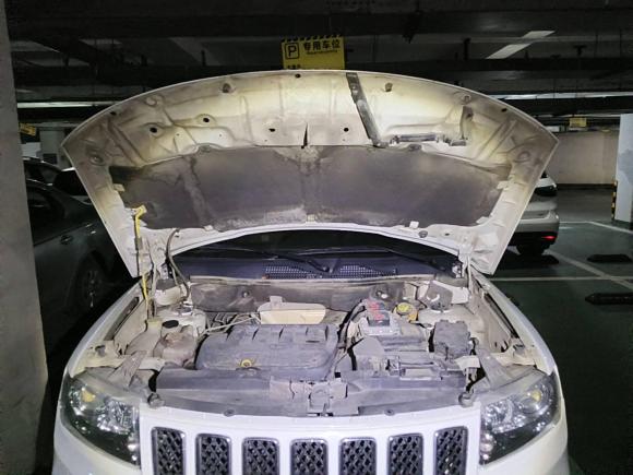 [南昌·赣A] 二手Jeep指南者2013款 2.0L 两驱运动版