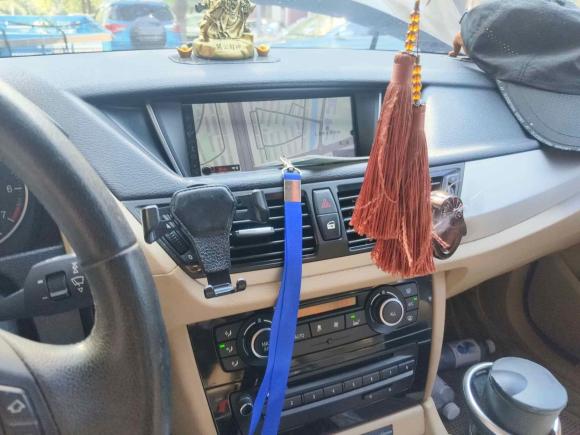 [上海·苏F] 二手宝马宝马X12012款 sDrive18i豪华型