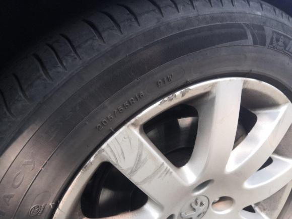 [成都·川A] 二手标致标致3072013款 1.6L 自动CROSS