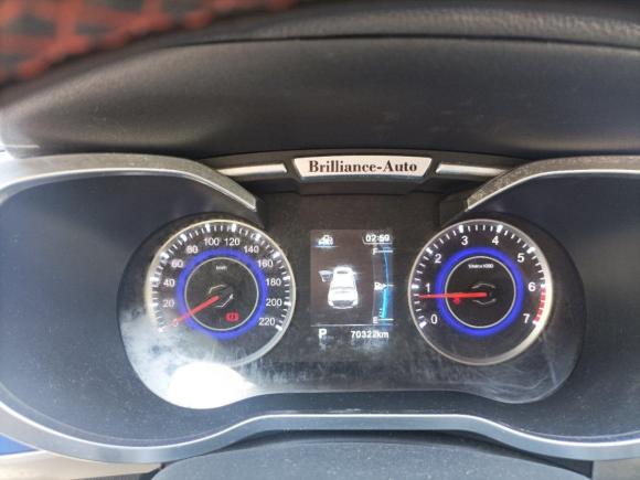 [义乌·云A] 二手中华中华V32015款 1.5T 自动旗舰型