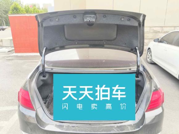 [济南·鲁A] 二手宝马宝马5系2014款 525Li 豪华设计套装