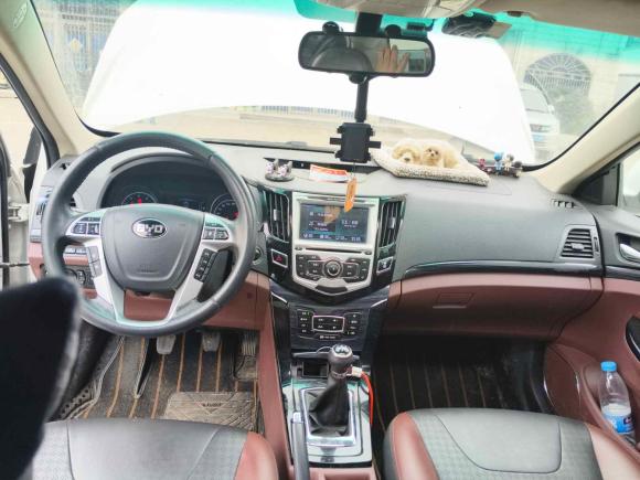 [常州·苏G] 二手比亚迪速锐2015款 改款 1.5L 手动豪华型