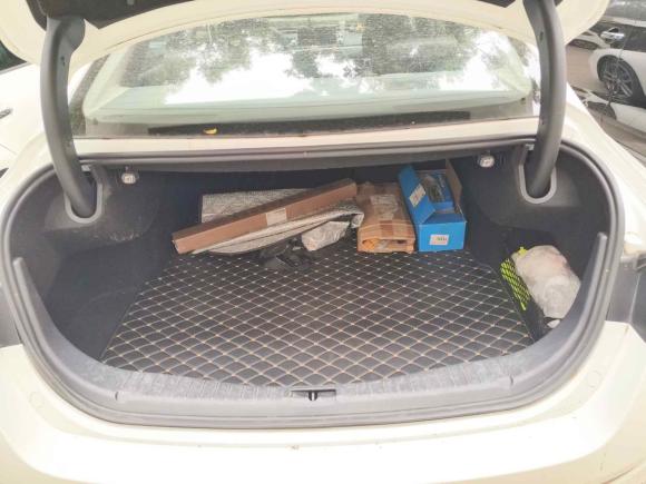 [武汉·鄂A] 二手红旗红旗H52018款 30TD 智联韵动版