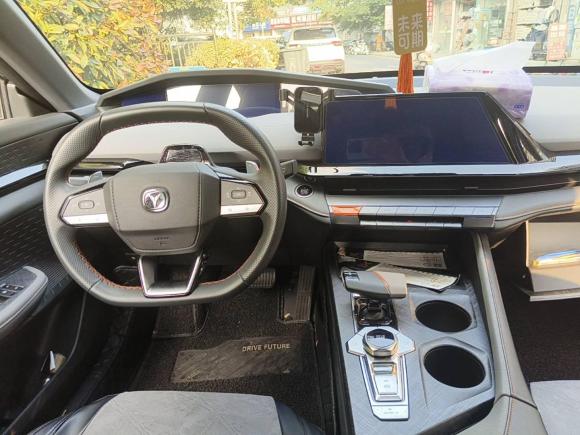 [杭州·闽B] 二手长安长安UNI-V2022款 1.5T 智慧领航型