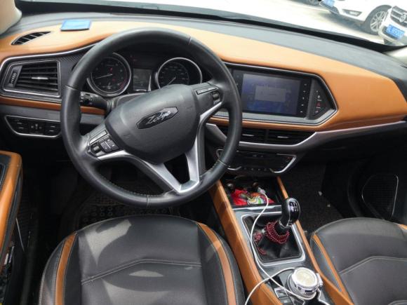 [常州·苏E] 二手众泰众泰T3002017款 1.5L 手动尊享型