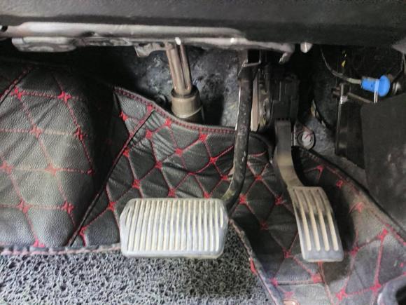 [北京·鄂A] 二手福特福克斯2018款 两厢经典 EcoBoost 180 自动精英型