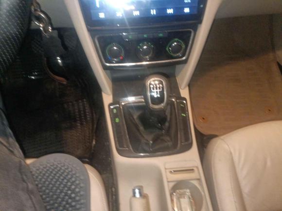 [青岛·鲁B] 二手斯柯达昊锐2012款 1.8TSI 手动优雅版