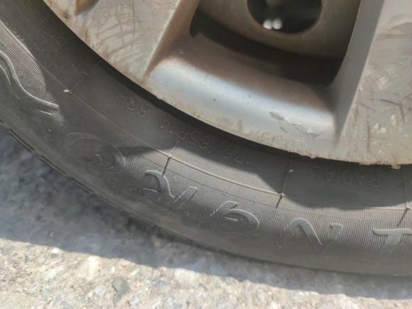 [上海·赣K] 二手理念理念S12011款 1.3L 自动舒适版