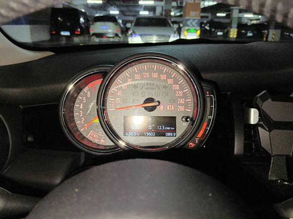 [深圳·粤B] 二手MINIMINI2018款 1.5T COOPER 经典派 五门版