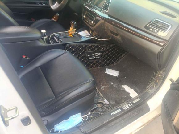 [青岛·鲁B] 二手起亚起亚K42014款 1.8L 自动GLS