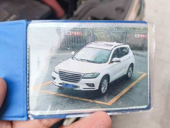 [苏州·苏E] 二手哈弗哈弗H22015款 1.5T 自动两驱尊贵版