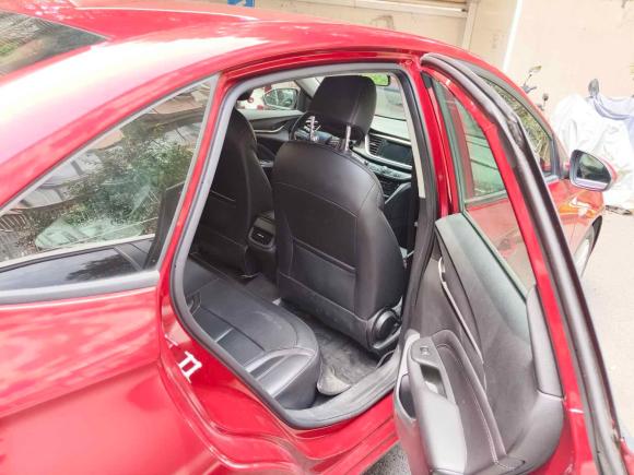 [上海·沪B] 二手别克英朗2015款 15N 自动豪华型