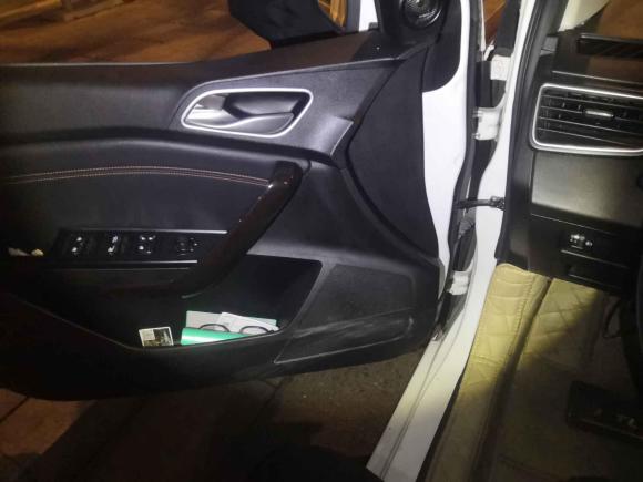 [嘉兴·浙F] 二手宝骏宝骏3102016款 1.2L 手动时尚型