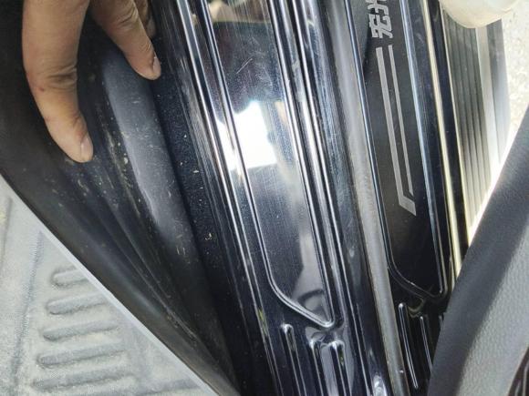 [无锡·苏B] 二手五菱汽车五菱宏光PLUS2019款 1.5T 手动豪华型 7座