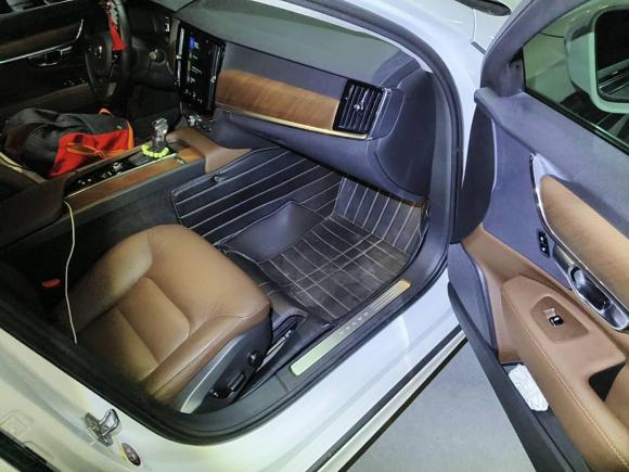 [广州·粤A] 二手沃尔沃沃尔沃S902019款 T5 智逸版