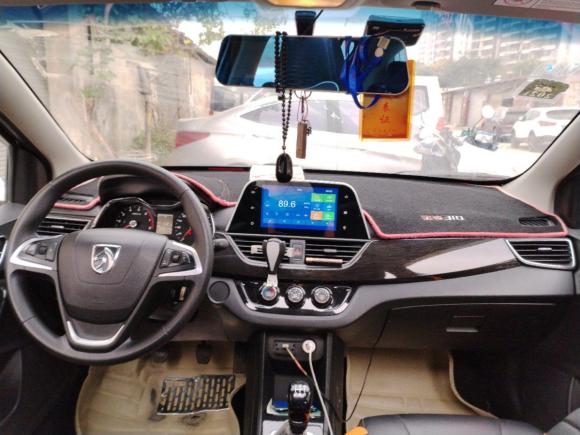 [佛山·粤E] 二手宝骏宝骏3102016款 1.2L 手动豪华型