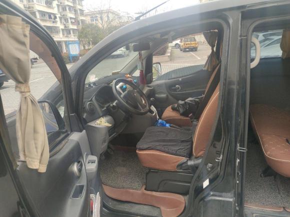 [宁波·闽G] 二手日产日产NV2002011款 1.6L 232座 尊雅型