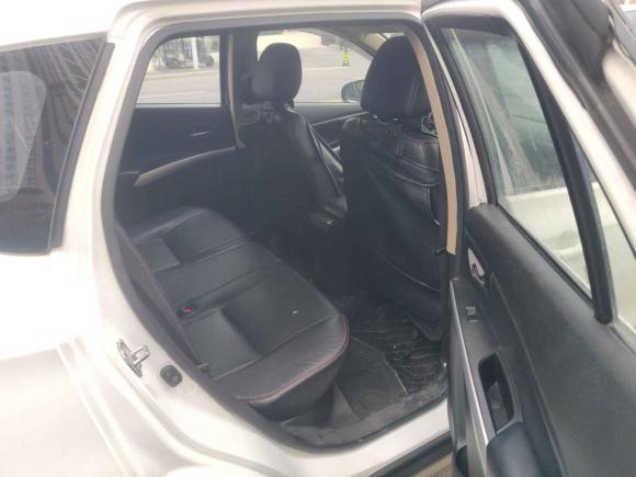 [武汉·鄂A] 二手铃木锋驭2014款 1.6L CVT两驱精英型