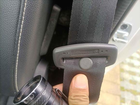 [苏州·沪A] 二手荣威荣威Ei52018款 互联网豪华版