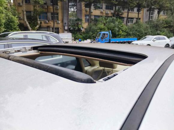 [南京·苏A] 二手别克凯越2013款 1.5L 自动尊享型