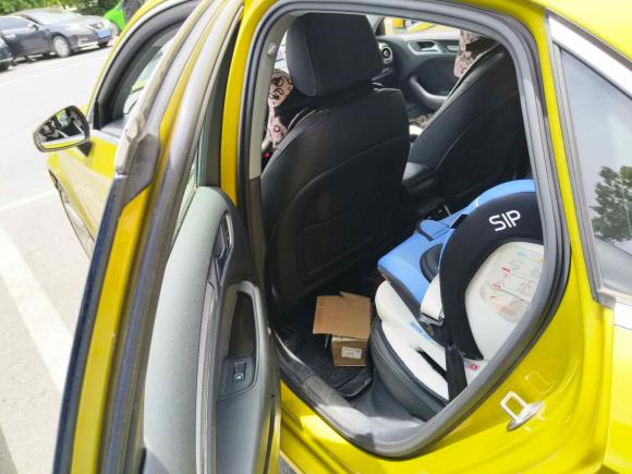 [芜湖·皖B] 二手奥迪奥迪A32018款 30周年年型 Limousine 35 TFSI 风尚型