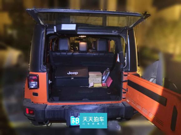 [无锡·苏B] 二手Jeep牧马人2015款 3.0L Sahara 四门舒享版