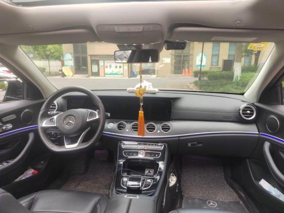 [上海·沪A] 二手奔驰奔驰E级2017款 E 300 L 运动时尚型