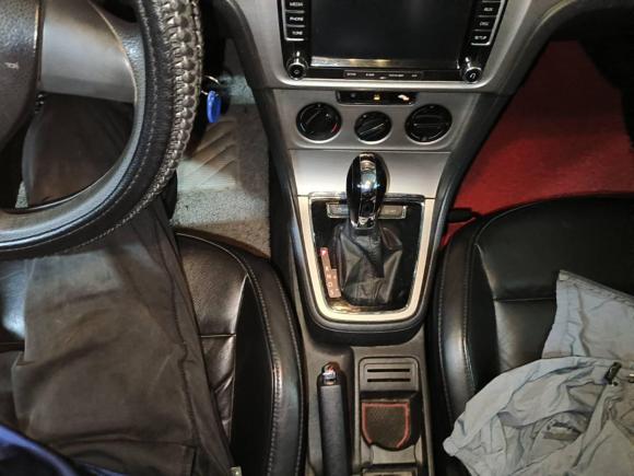 [义乌·浙G] 二手大众朗逸2013款 改款经典 1.6L 自动舒适版