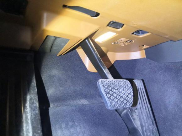 [上海·沪E] 二手宝马宝马3系2013款 320Li 豪华设计套装