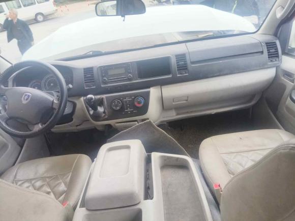 [上海·沪A] 二手金杯金杯海狮2011款 2.4L第六代翔龙标准型4RB2