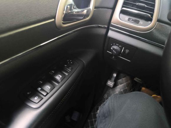 [武汉·鄂A] 二手Jeep大切诺基2016款 3.0L 舒享导航版