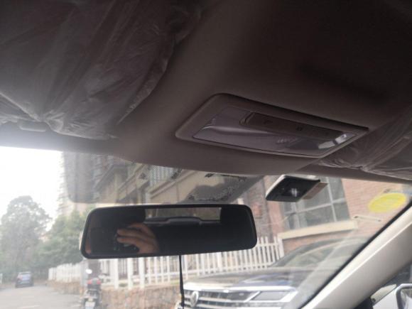 [南京·闽J] 二手荣威荣威Ei52020款 舒适版