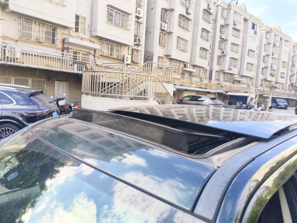 [南通·苏F] 二手路虎神行者22013款 2.2T SD4 SE柴油版