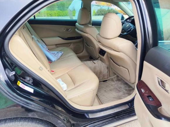 [西安·陕A] 二手丰田皇冠2010款 3.0L Royal Saloon
