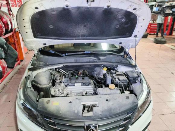 [上海·沪C] 二手宝骏宝骏310W2017款 1.5L 手动时尚型 国V