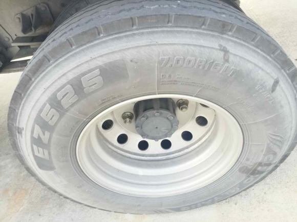 [杭州·浙A] 二手福田祥菱M2018款 1.5L M2非承载双排后双胎(厢式)DAM15L